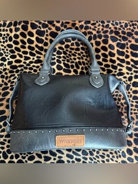 Wrangler Black purse / bag with Studded Trim and Tan Logo Patch